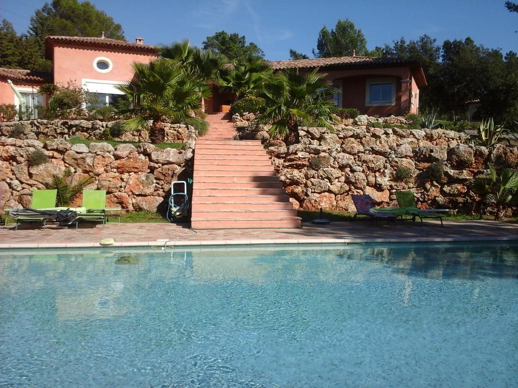Hotel Mas Des Lys Roquebrune-sur Argens Zewnętrze zdjęcie