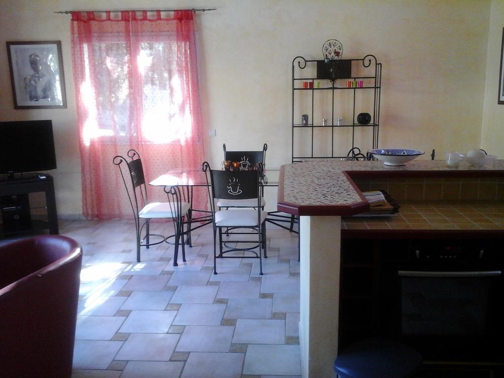 Hotel Mas Des Lys Roquebrune-sur Argens Zewnętrze zdjęcie