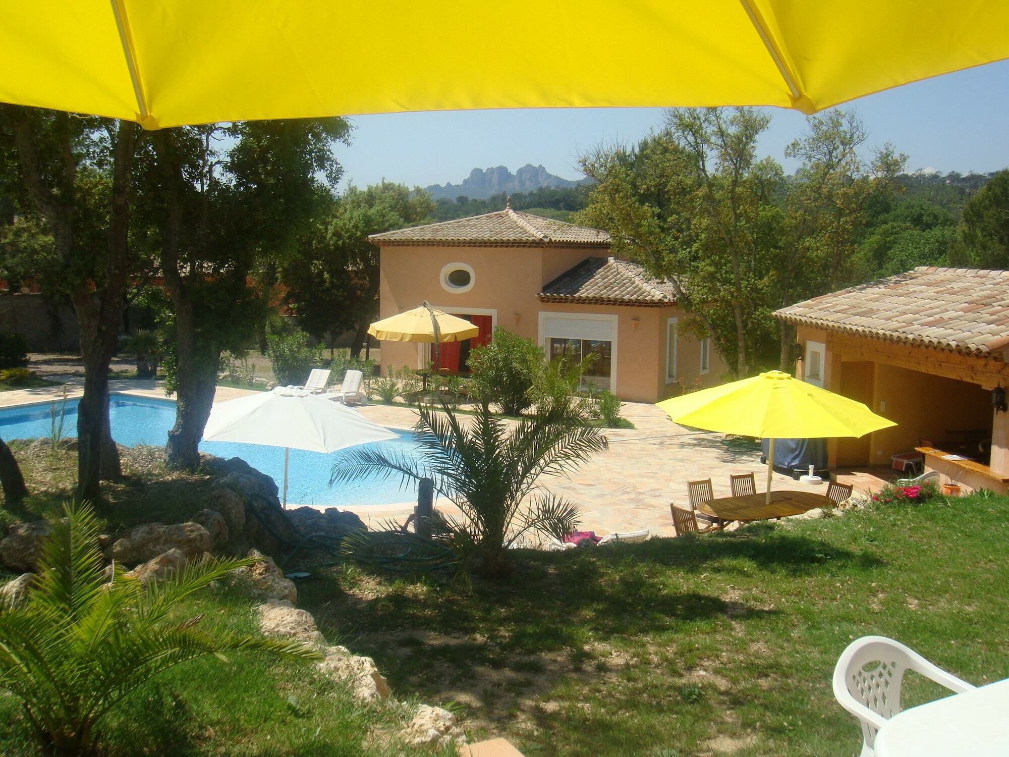 Hotel Mas Des Lys Roquebrune-sur Argens Zewnętrze zdjęcie
